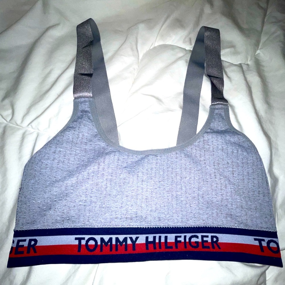 Tommy Hilfiger grey sports bra. In great condition.